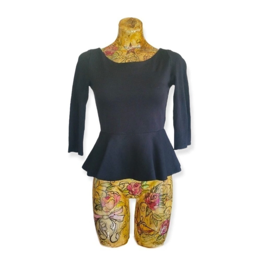 Alice + Olivia employed peplum top black long sleeve XS
